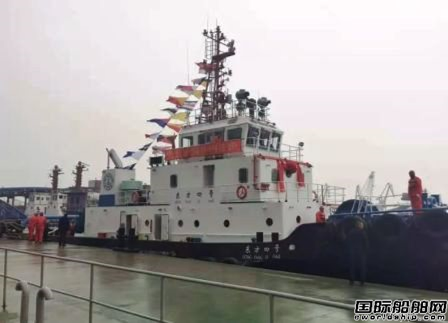 连云港港自主建造2艘拖轮完成交接