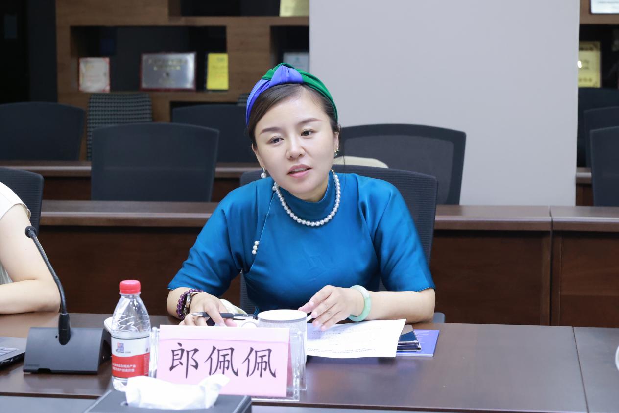 中国数联物流信息有限公司数据智能部副总经理郎佩佩一行莅临上海钢联(图2)